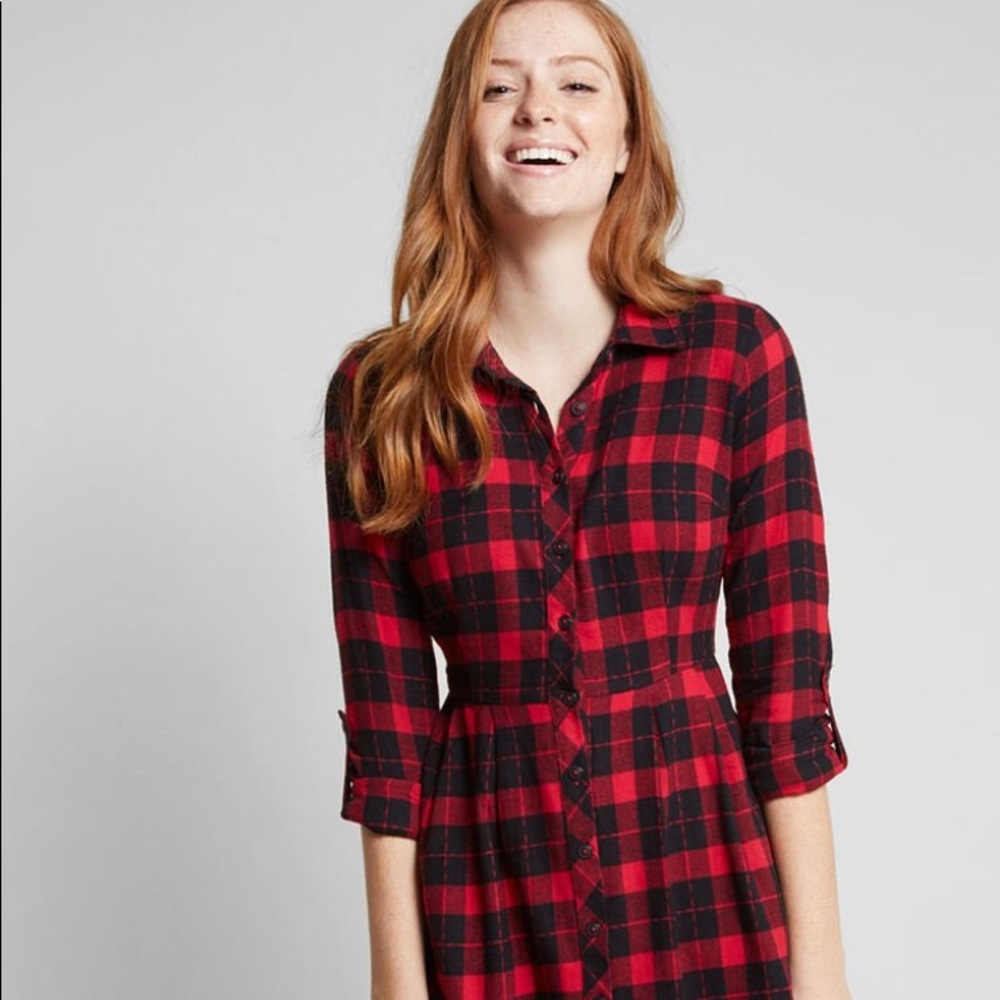 ModCloth Jam, Girl Shirt Dress in Cherry sz M